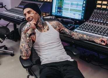Travis Barker ya desafió a la muerte en el pasado: estuvo a punto de morir en un accidente aéreo