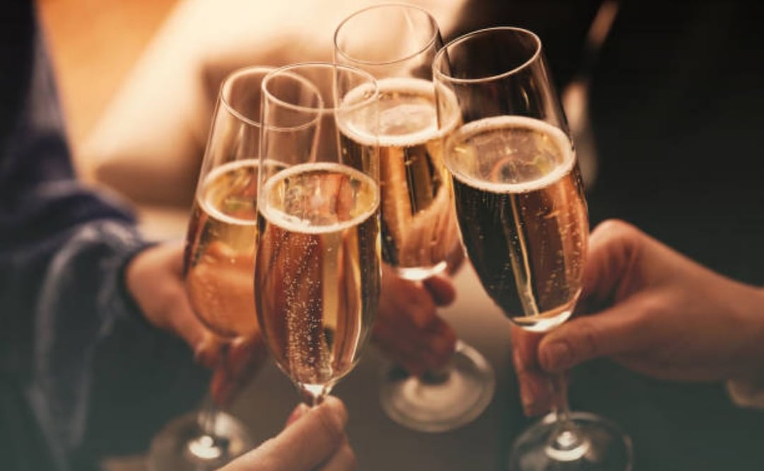 Vinos para festejar a mamá. Foto: iStock