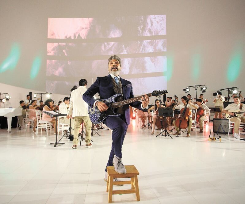 El cantante presentó su nuevo disco en el Museo Soumaya. JOSELIN MOTA. EFE