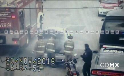 Bomberos atienden incendio de vehículo en Cuauhtémoc
