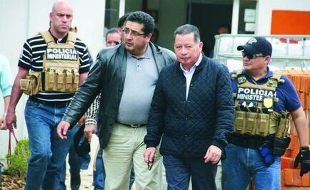 Juez exonera a Flavino Ríos por tráfico de influencias