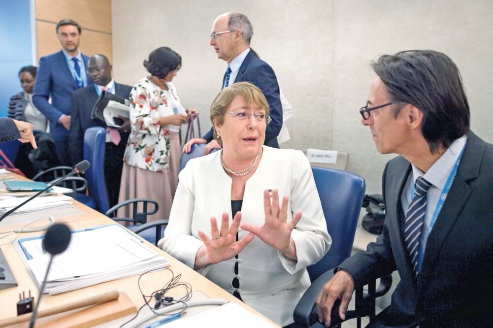 La Alta Comisionada de Naciones Unidas para los Derechos Humanos, Michelle Bachelete, pronunció ayer su primer discurso en el cargo. (FABRICE COFFRINI. AFP)