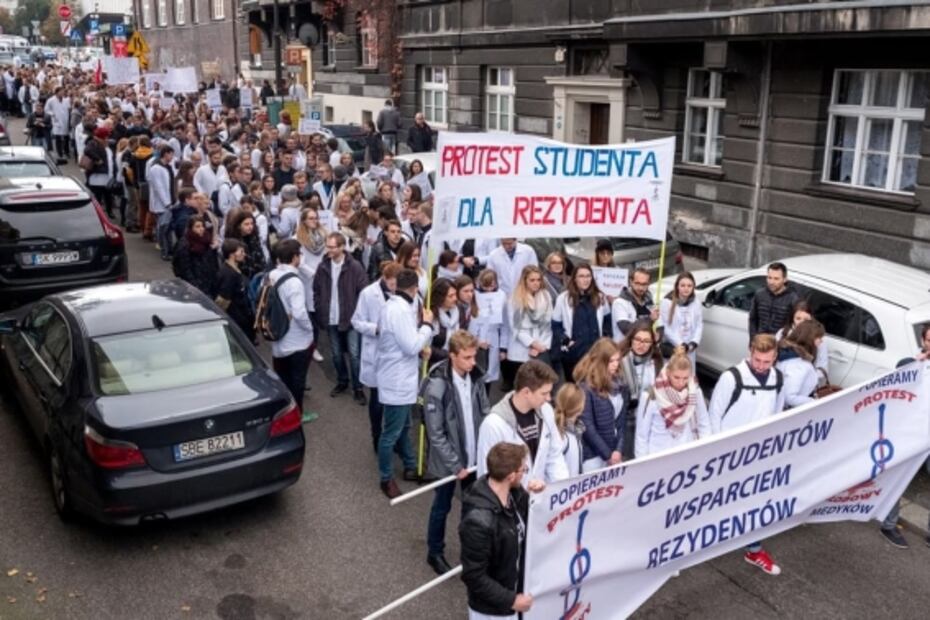 Los médicos residentes que se rebelaron ante el ISSSTE y Díaz Ordaz en los 60