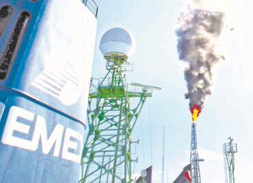 Denuncia UIF a 25 ante Fiscalía por estafa de Pemex