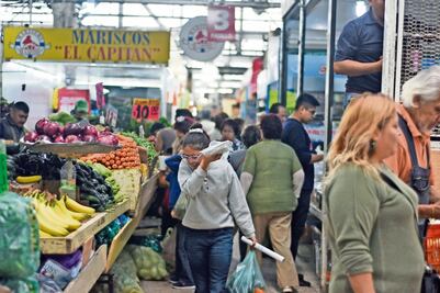 Golpe a familias; se encarece canasta básica en enero