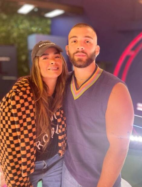 Galilea Montijo con Manuel Turizo dentro de "La casa de los famosos México".