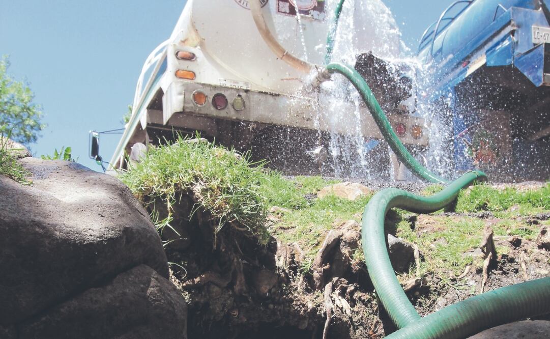 Proponen hasta 6 años de prisión por “huachicoleo de agua” en la CDMX. Imagen ilustrativa. Foto: Francisco Rodríguez / El Universal