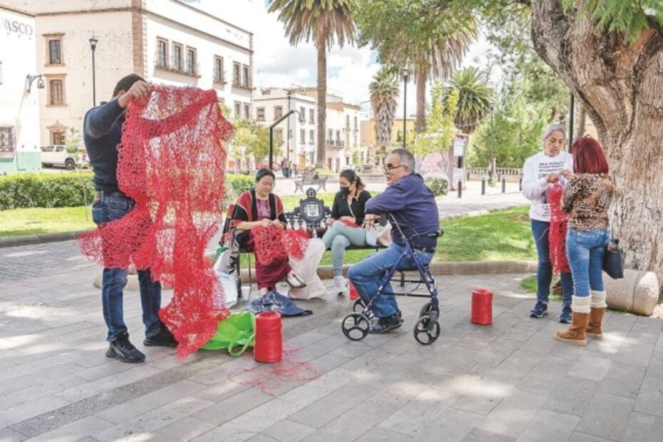 Guillermina teje su dolor y coraje