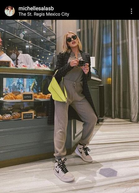 Los abrigos de Michelle Salas que no pueden faltar en tu clóset esta temporada