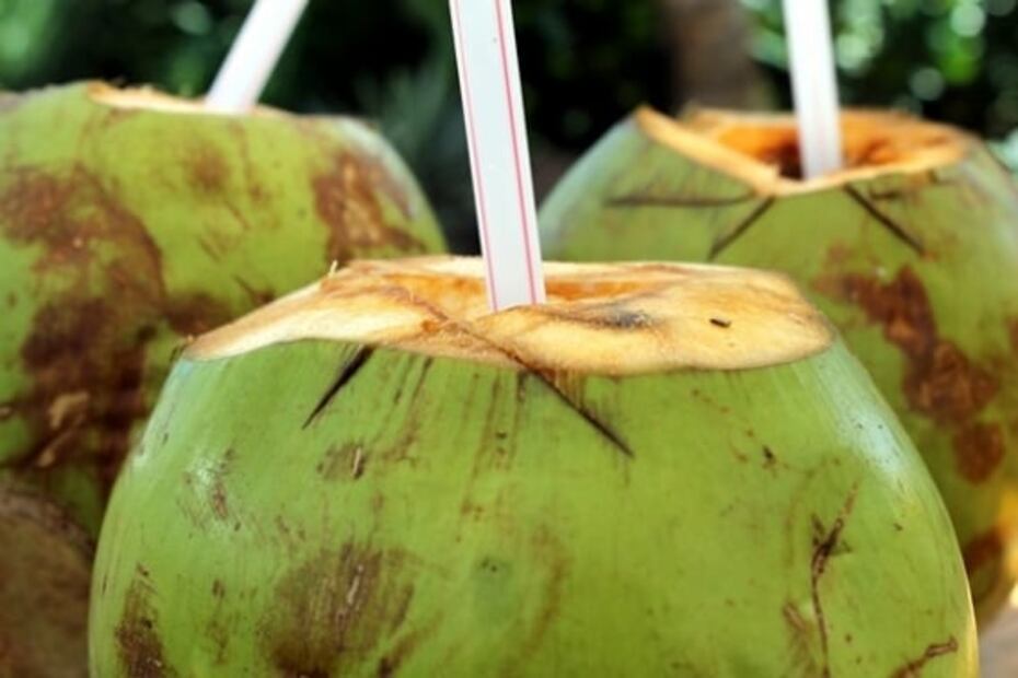 Estos son los beneficios del agua de coco