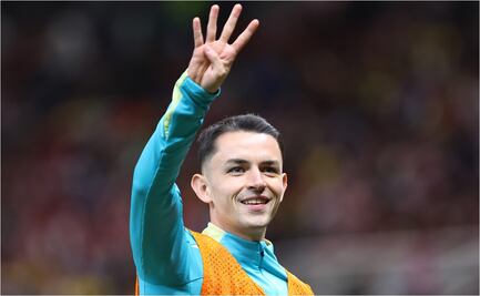 Álvaro Fidalgo se burla de Chivas y su afición; presumió los títulos de América