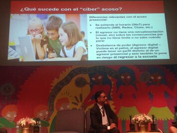 Alertan por aumento de violencia y acoso por Internet en México