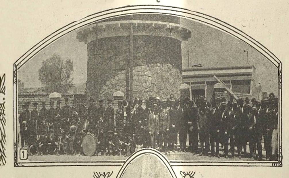 Fotografía del tanque de agua de San Pedro de los Pinos en 1925. Hemeroteca EL UNIVERSAL.