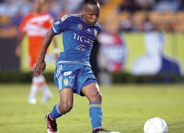 Tigres no suelta a colombianos