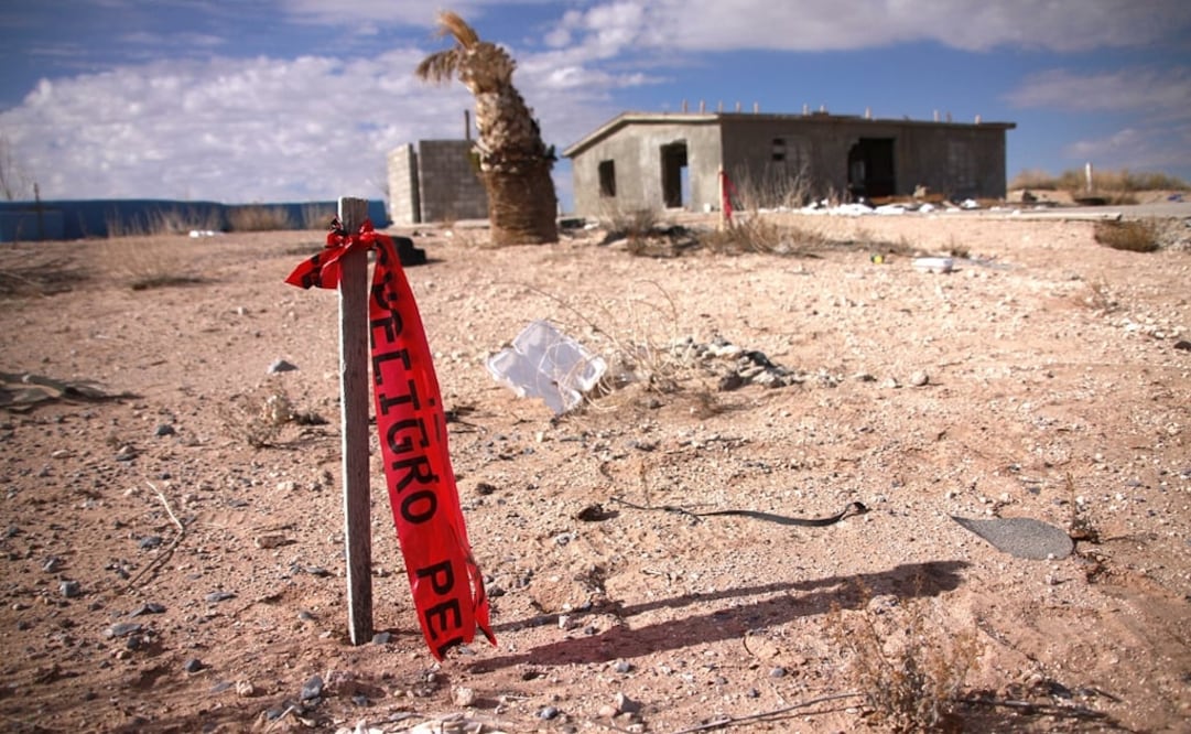 Thousands of bodies and remains have piled up from the ad hoc burials given victims of the violence, raising public ire over chronic impunity in Mexico - Photo: Alejandro Bringas/EFE