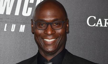 Familiares del actor Lance Reddick, de “John Wick”, cuestionan los resultados de la necropsia