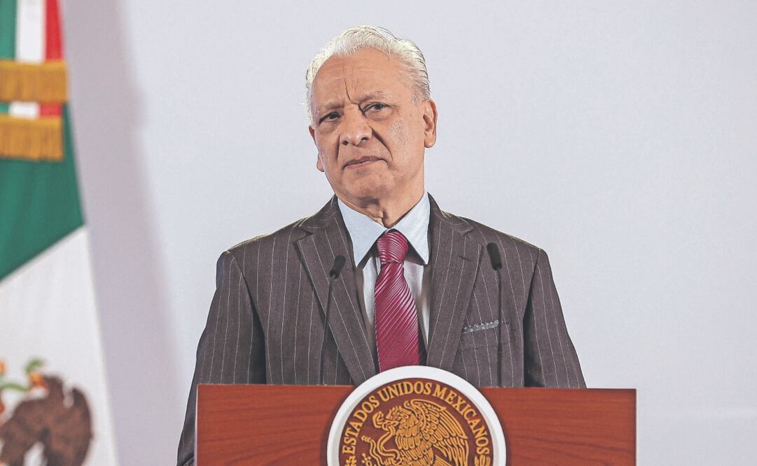 Víctor Rodríguez Padilla, director de Pemex, explicó que con la estrategia se van a absorber las más de 40 filiales existentes y continuará la reducción del endeudamiento. Foto: de GABRIEL PANO. EL UNIVERSAL