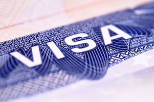 EU impone fianza de 15 mil dólares para visas de turismo; se aplicará a 12 países, ¿incluye a México?