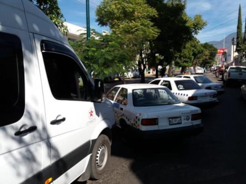 Inconformes bloquean accesos a Instituto de Pueblos Indígenas en Oaxaca