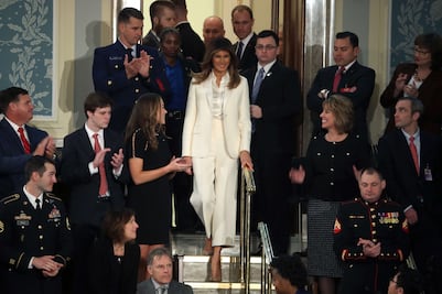 Melania Trump rompe con la tradición y llega por su cuenta al Congreso