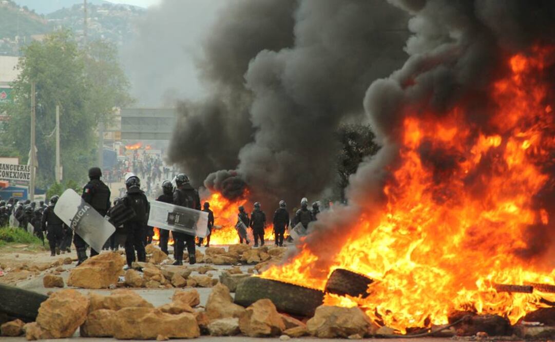 La misiva deriva de los enfrentamientos acaecidos el pasado domingo en Oaxaca. (FOTO: Reuters)