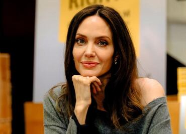 Esta es la estatura y peso real de Angelina Jolie