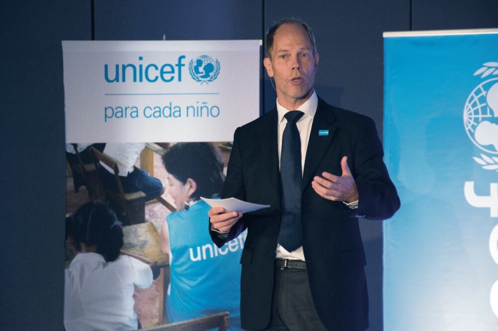 El representante de UNICEF en México, Christian Skoog, dijo que si la normativ a existente se aplicara, el número de escuelas dañadas habría sido menor. (CUARTOSCURO)