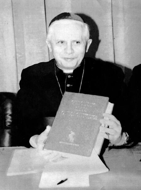 Cuando Ratzinger quiso renunciar a la Congregación para la Doctrina de la Fe y el Papa Juan Pablo II lo negó
