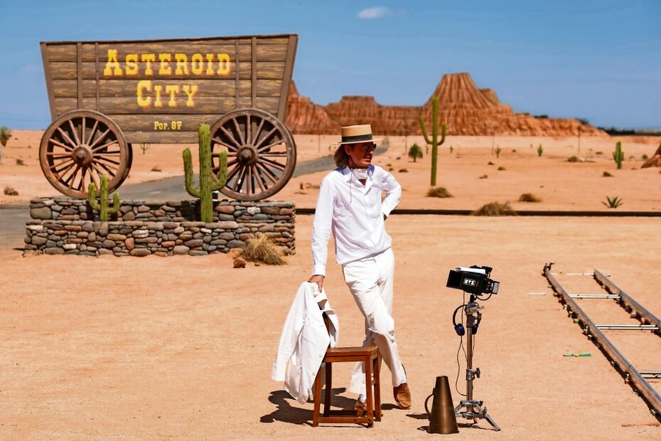 El director, productor y guionista mandó a construir el set, que simula un desierto, en Chinchón, un pueblo a las afueras de Madrid. Foto: Focus Features / AP