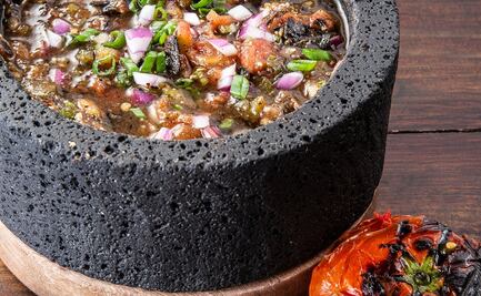 Dale sabor a tus platillos con esta salsa tatemada 