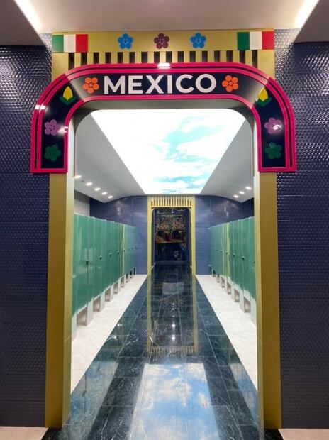 Luchadores y estaciones del Metro: así son los baños del aeropuerto Felipe Ángeles