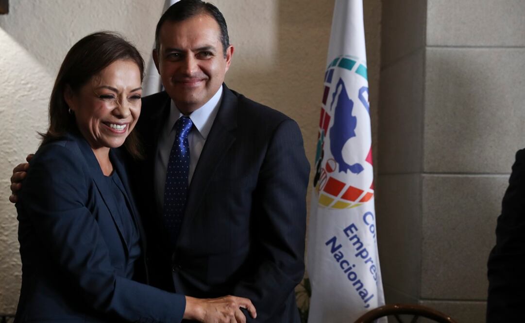 Ernesto Cordero acompañó a Josefina Vázquez Mota a sus actos de campaña en Tlalnepantla. (Foto: Cristopher Rogel Blanquet/El Universal)