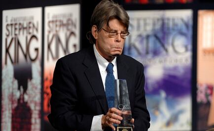 Stephen King "baja la cortina" tras derrota de Hillary Clinton