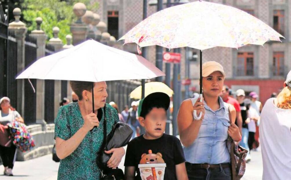 Es fundamental tomar medidas preventivas para protegerse de los golpes de calor. Foto: Archivo - El Universal