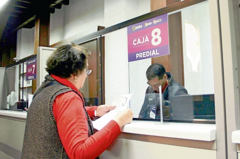 La propuesta. Alcaldes buscarán que en el artículo 155 de la Constitución se establezcan “cero excepciones en el cobro de predial. Foto/Archivo El Universal