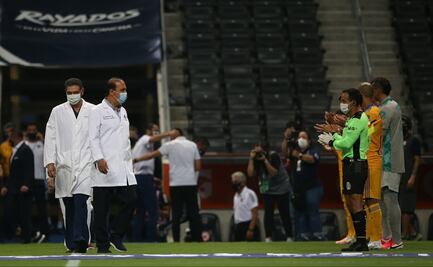 Así fue el homenaje al cuerpo médico de Nuevo León en el Clásico Regio