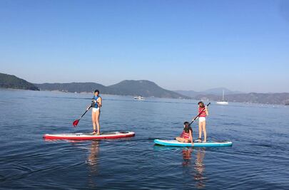 En Valle de Bravo navega en paddleboard al amanecer