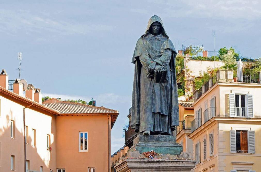Estatua del pensdor Giordano Bruno en Campo dei Fiori, Roma, Italia./ Francesca Soria / Wikimedia Commons