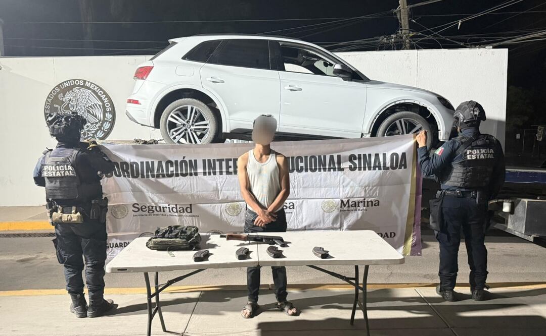 Huye en Audi con fusil AK-47; cae tras persecución en brecha de Mocorito, Sinaloa. Foto: Especial