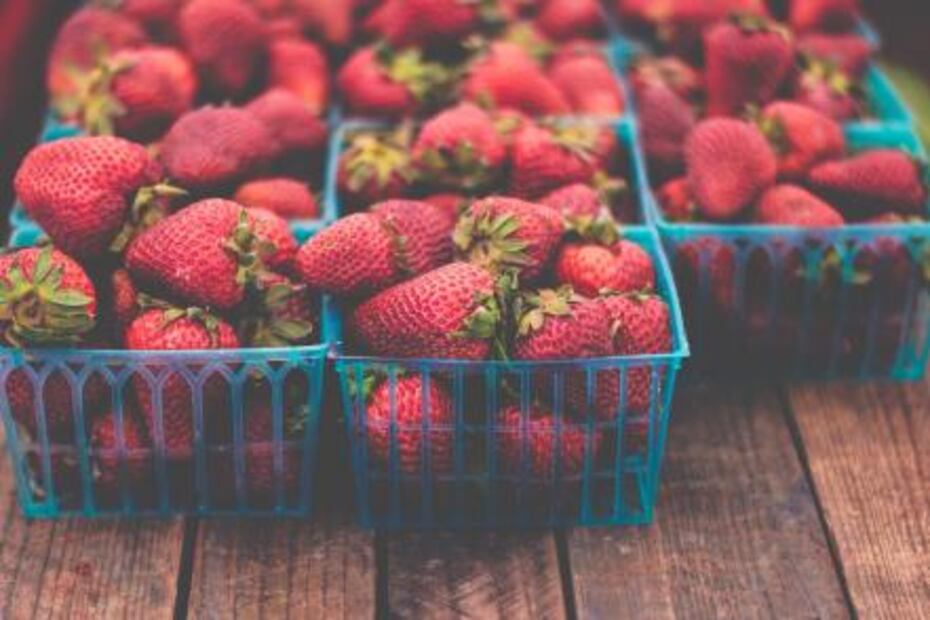 Con una mascarilla de fresas lograrás una rutina de belleza perfecta para San Valentín