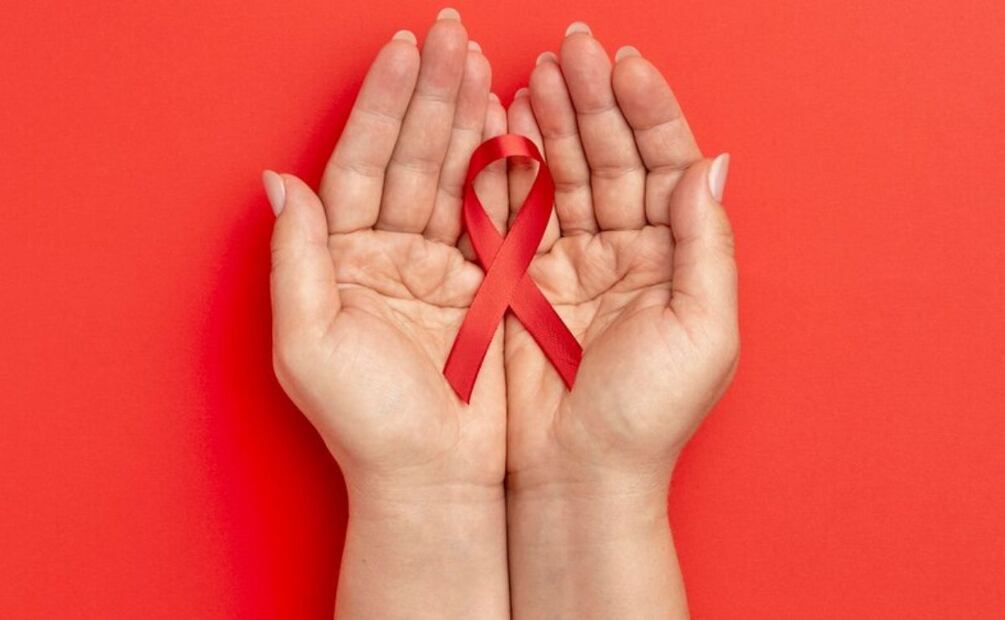 El VIH (virus de la inmunodeficiencia humana) es el agente que causa el SIDA. Foto: Freepik.