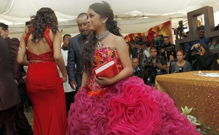 De cinco vestidos, Rubí optó por diseño huasteco