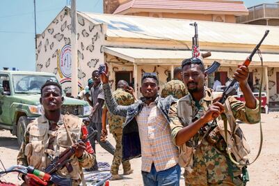 Paramilitares y fuerzas civiles de Sudán acuerdan hoja de ruta para poner fin a la guerra