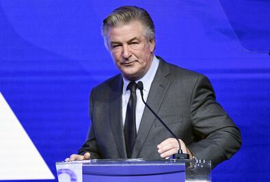 Productores defienden seguridad en el set de Alec Baldwin