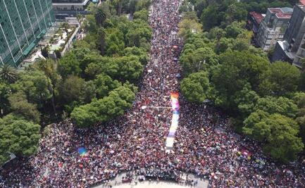 CDMX se pinta de colores; marcha LGBT  va del Ángel de la Independencia al Zócalo