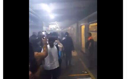 Ahora la Línea 2: usuarios del Metro reportan caos por humo en la estación Hidalgo