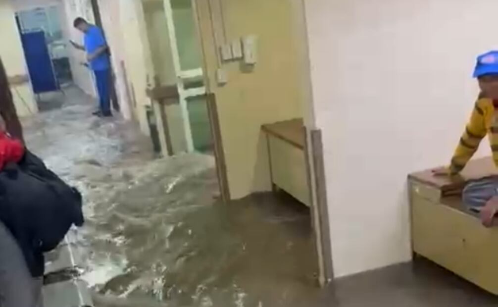 Inundación en el IMSS 53. Foto: Especial