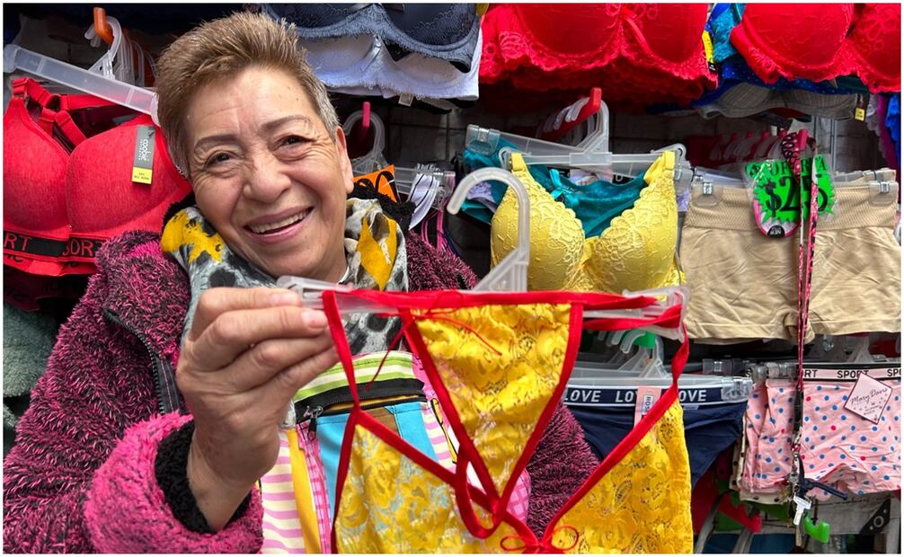 Se cree que utilizar ropa interior amarilla atrae la abundancia y la prosperidad. Foto: Berenice Fregoso/ EL UNIVERSAL