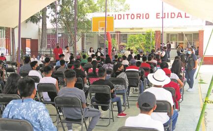Edomex vacuna a adolescentes de 12 y 13 años