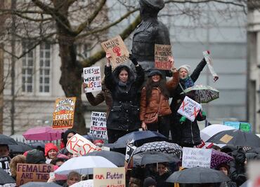 Protestan mujeres en Europa contra acoso sexual y políticas de Trump
